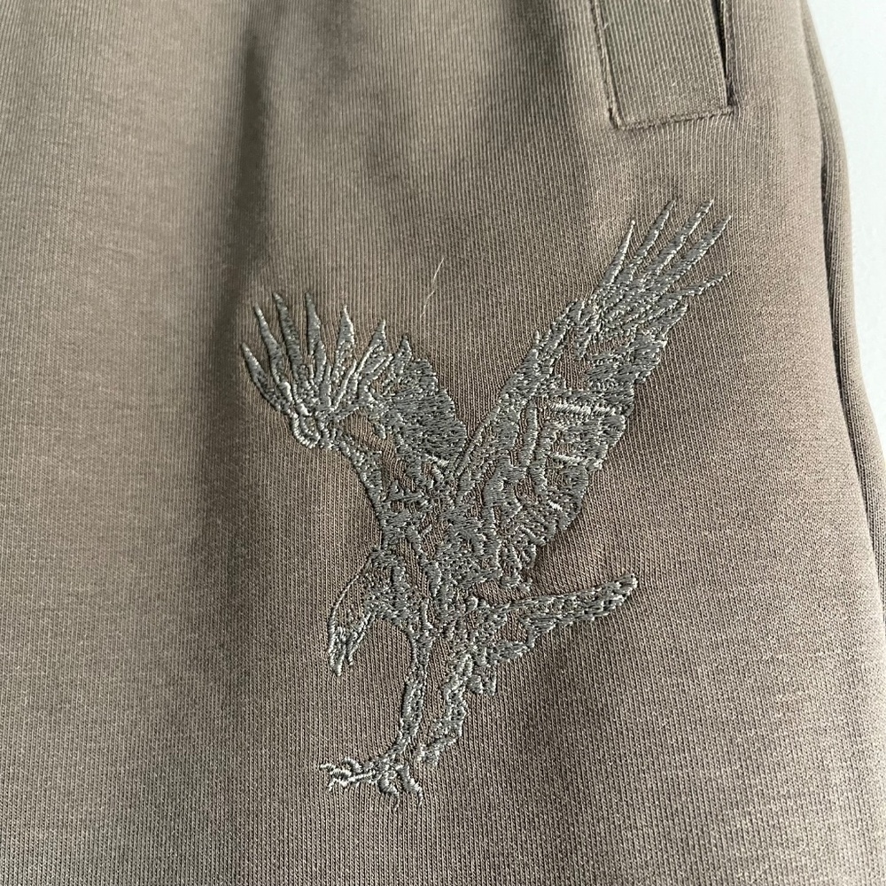 A|X Armani Exchange Men's Regular-Fit Eagle Logo Black Olive Joggers ~ Size M - Picture 6 of 11